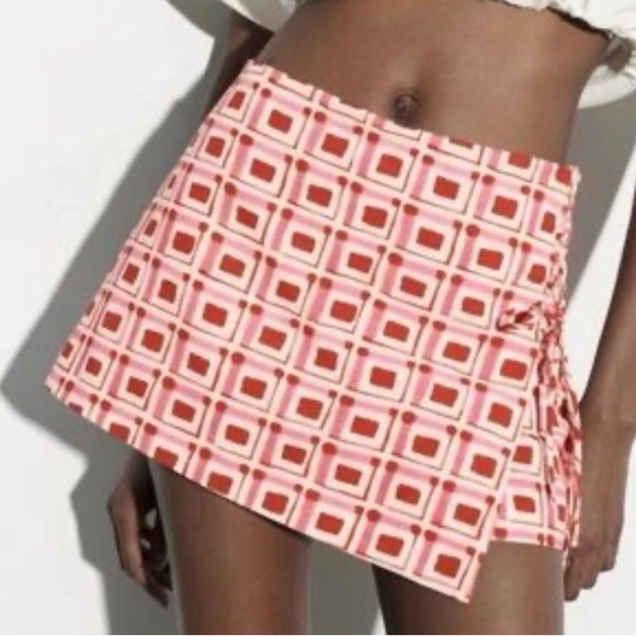 Zara Dresses & Skirts - NEW ZARA Women's Pink Red Geometric Skort Tie Closure Size M